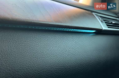 Внедорожник / Кроссовер Mercedes-Benz M-Class 2012 в 