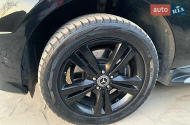 Внедорожник / Кроссовер Mercedes-Benz M-Class 2012 в 