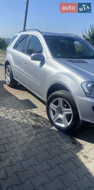 Внедорожник / Кроссовер Mercedes-Benz M-Class 2008 в Черновцах