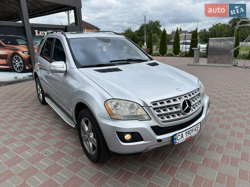 Внедорожник / Кроссовер Mercedes-Benz M-Class 2008 в Переяславе
