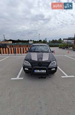 Внедорожник / Кроссовер Mercedes-Benz M-Class 2002 в Виннице