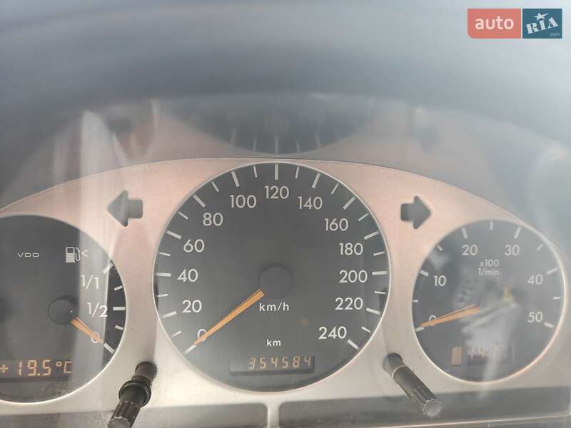 Внедорожник / Кроссовер Mercedes-Benz M-Class 2002 в Виннице