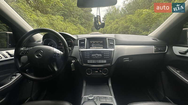 Внедорожник / Кроссовер Mercedes-Benz M-Class 2013 в Ковеле