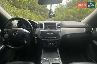 Внедорожник / Кроссовер Mercedes-Benz M-Class 2013 в 