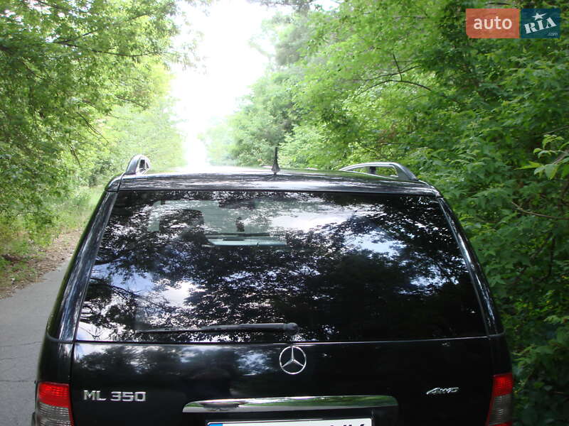 Внедорожник / Кроссовер Mercedes-Benz M-Class 2004 в Светловодске