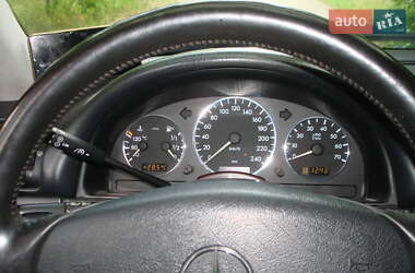 Внедорожник / Кроссовер Mercedes-Benz M-Class 2004 в 