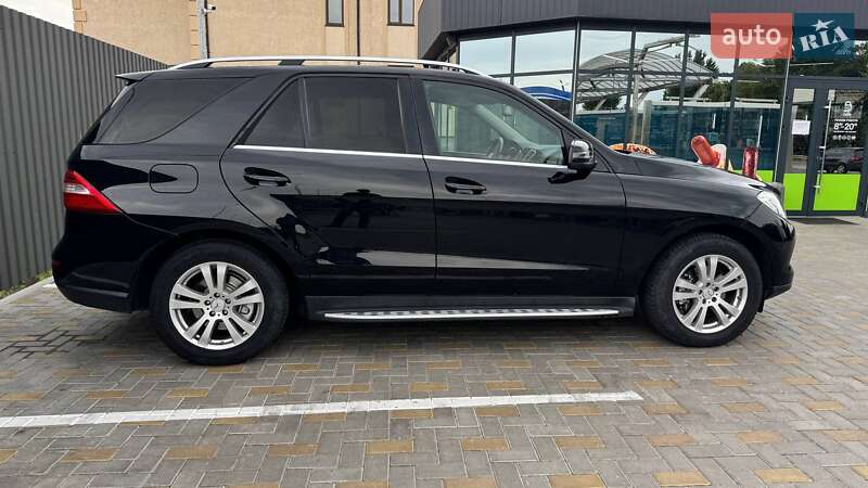 Внедорожник / Кроссовер Mercedes-Benz M-Class 2015 в Гайсине