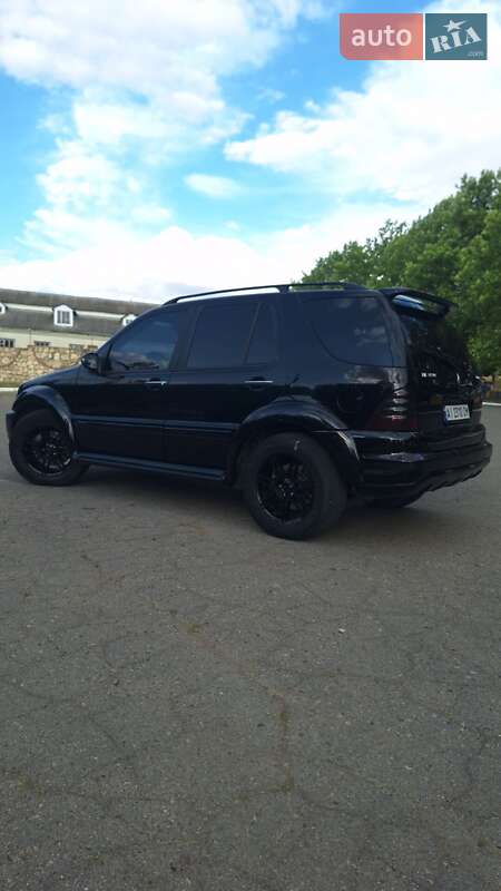 Позашляховик / Кросовер Mercedes-Benz M-Class 2004 в Києві