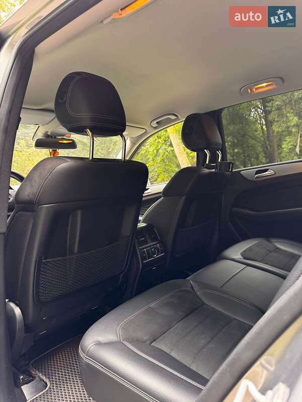 Внедорожник / Кроссовер Mercedes-Benz M-Class 2015 в Джулинке