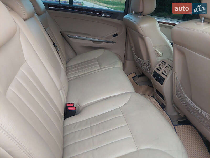 Внедорожник / Кроссовер Mercedes-Benz M-Class 2007 в Вознесенске