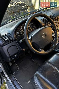 Внедорожник / Кроссовер Mercedes-Benz M-Class 2003 в 