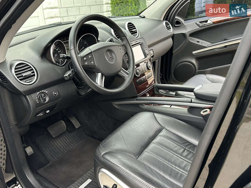 Внедорожник / Кроссовер Mercedes-Benz M-Class 2007 в Одессе