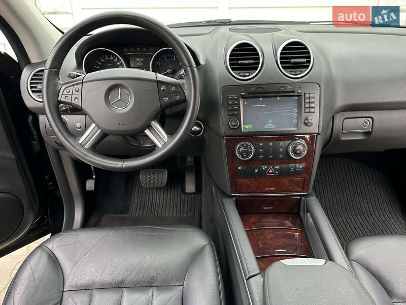 Внедорожник / Кроссовер Mercedes-Benz M-Class 2007 в Одессе