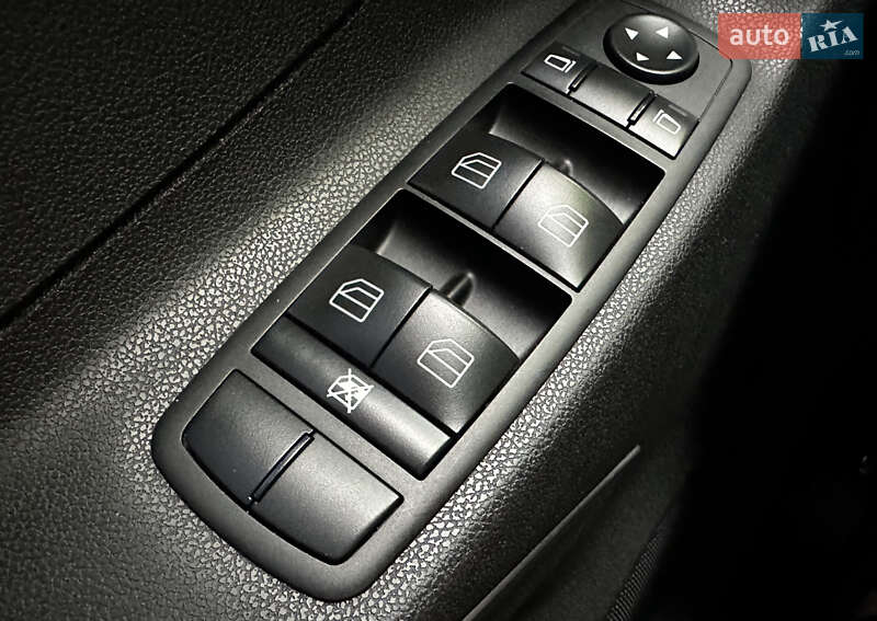Внедорожник / Кроссовер Mercedes-Benz M-Class 2007 в Одессе