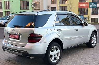 Внедорожник / Кроссовер Mercedes-Benz M-Class 2006 в 
