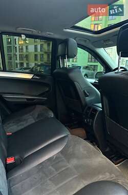 Внедорожник / Кроссовер Mercedes-Benz M-Class 2006 в 