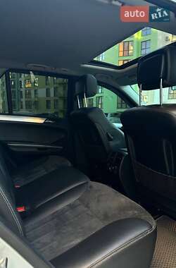 Внедорожник / Кроссовер Mercedes-Benz M-Class 2006 в 