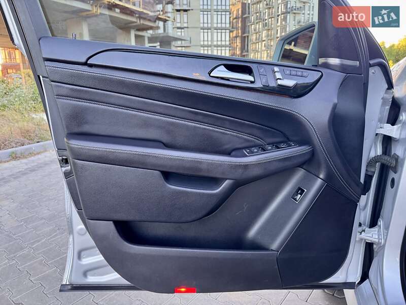 Позашляховик / Кросовер Mercedes-Benz M-Class 2015 в Одесі