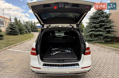 Внедорожник / Кроссовер Mercedes-Benz M-Class 2012 в 