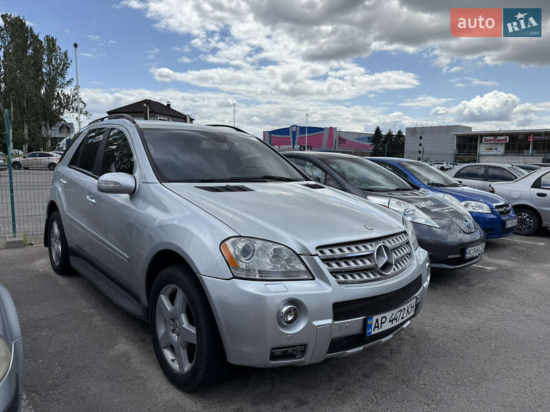 Внедорожник / Кроссовер Mercedes-Benz M-Class 2007 в 