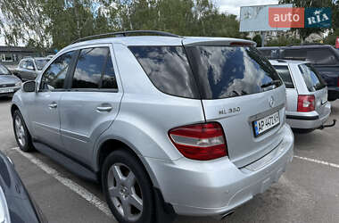 Внедорожник / Кроссовер Mercedes-Benz M-Class 2007 в 