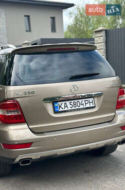 Внедорожник / Кроссовер Mercedes-Benz M-Class 2009 в 
