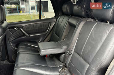Внедорожник / Кроссовер Mercedes-Benz M-Class 2000 в 