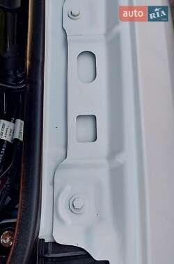 Внедорожник / Кроссовер Mercedes-Benz M-Class 2014 в 