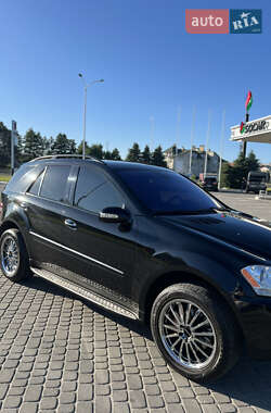 Внедорожник / Кроссовер Mercedes-Benz M-Class 2008 в 