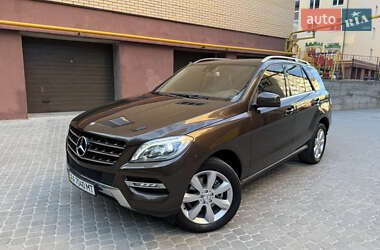 Внедорожник / Кроссовер Mercedes-Benz M-Class 2013 в Виннице