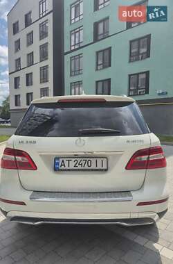 Внедорожник / Кроссовер Mercedes-Benz M-Class 2012 в 