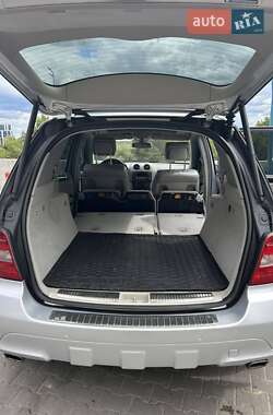 Внедорожник / Кроссовер Mercedes-Benz M-Class 2006 в 