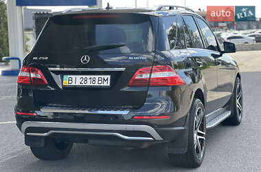 Внедорожник / Кроссовер Mercedes-Benz M-Class 2012 в 