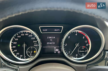 Внедорожник / Кроссовер Mercedes-Benz M-Class 2012 в 