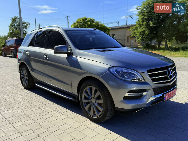 Позашляховик / Кросовер Mercedes-Benz M-Class 2015 в Виноградові