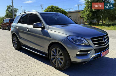 Внедорожник / Кроссовер Mercedes-Benz M-Class 2015 в 