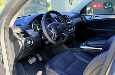 Внедорожник / Кроссовер Mercedes-Benz M-Class 2015 в 