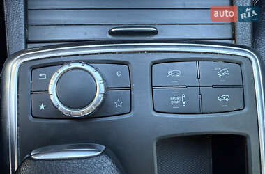 Внедорожник / Кроссовер Mercedes-Benz M-Class 2015 в 
