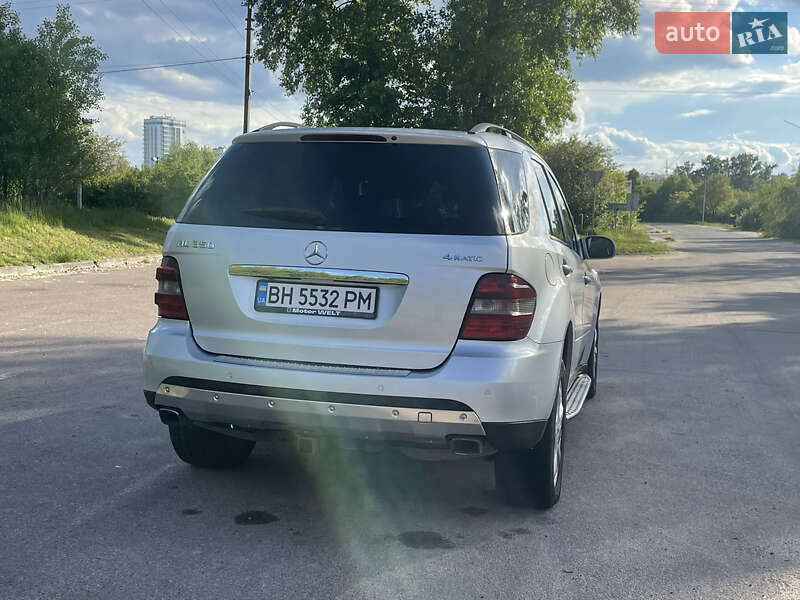 Позашляховик / Кросовер Mercedes-Benz M-Class 2008 в Києві