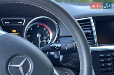 Внедорожник / Кроссовер Mercedes-Benz M-Class 2014 в 