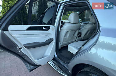 Внедорожник / Кроссовер Mercedes-Benz M-Class 2014 в 