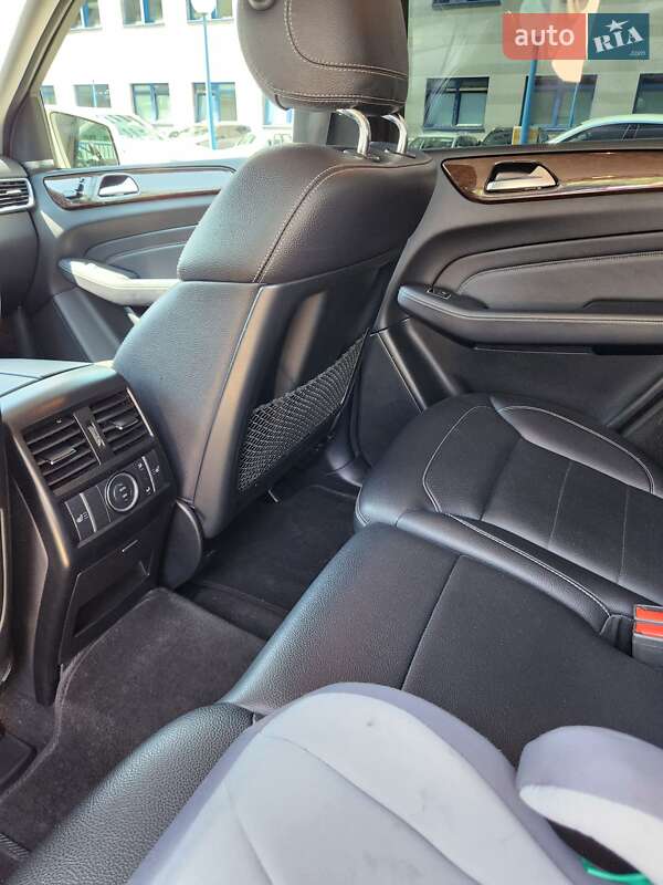 Внедорожник / Кроссовер Mercedes-Benz M-Class 2013 в Днепре