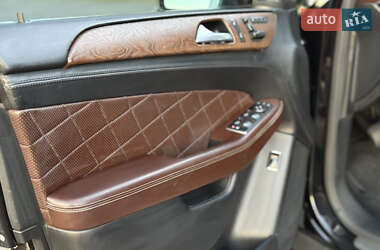 Внедорожник / Кроссовер Mercedes-Benz M-Class 2013 в 