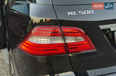 Внедорожник / Кроссовер Mercedes-Benz M-Class 2013 в 