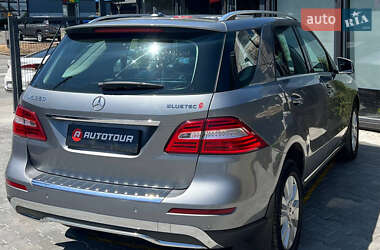 Внедорожник / Кроссовер Mercedes-Benz M-Class 2012 в 