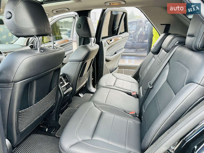 Внедорожник / Кроссовер Mercedes-Benz M-Class 2012 в Харькове