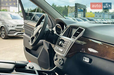 Внедорожник / Кроссовер Mercedes-Benz M-Class 2012 в 
