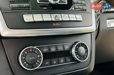 Внедорожник / Кроссовер Mercedes-Benz M-Class 2012 в 