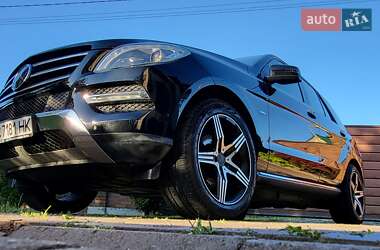 Внедорожник / Кроссовер Mercedes-Benz M-Class 2012 в 