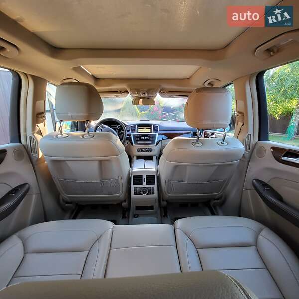 Внедорожник / Кроссовер Mercedes-Benz M-Class 2012 в Луцке